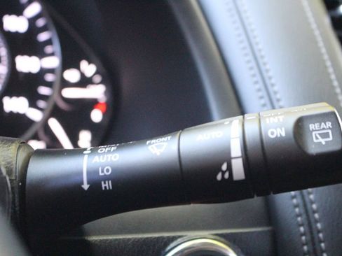 Used 2018 Nissan Armada Platinum w/ Cargo Package image 32