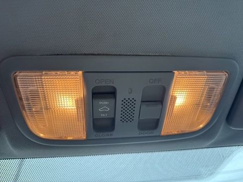 Used 2011 Honda Civic EX-L image 25