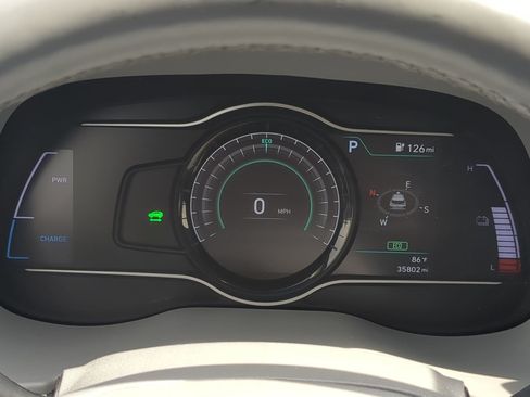Used 2021 Hyundai Kona Ultimate w/ Cargo Package FWD image 16