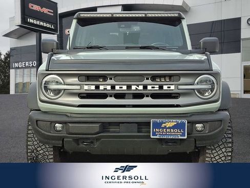 Used 2023 Ford Bronco Big Bend w/ Sasquatch Package image 3
