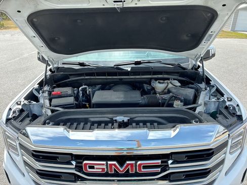 Used 2023 GMC Sierra 1500 SLT w/ SLT Premium Package AWD/4WD image 30