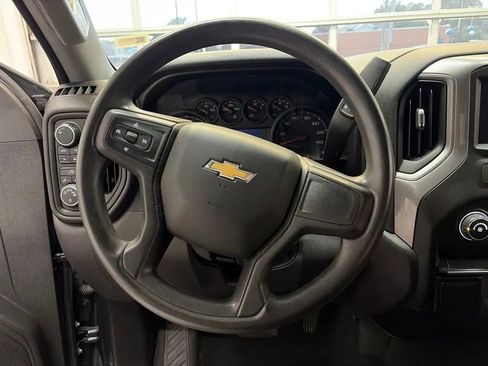 Used 2020 Chevrolet Silverado 1500 Custom w/ Custom Value Package AWD/4WD image 23