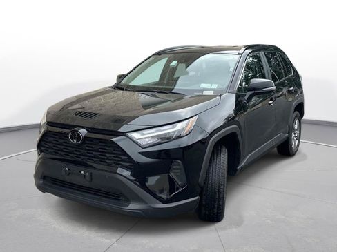 Certified 2025 Toyota RAV4 XLE AWD/4WD image 2