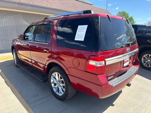 Used 2017 Ford Expedition Limited w/ Equipment Group 301A AWD/4WD image 3
