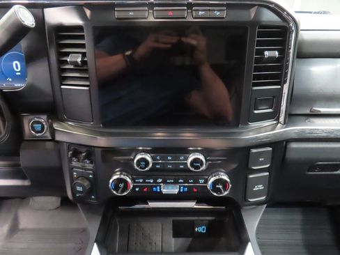 Used 2024 Ford F250 Lariat w/ Chrome Package AWD/4WD image 16