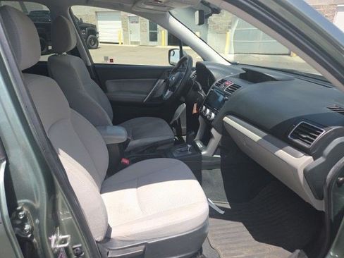 Used 2018 Subaru Forester 2.5i Premium w/ All-Weather Package AWD/4WD image 20