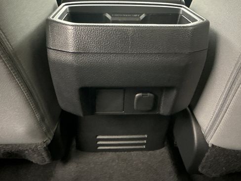 Used 2024 Toyota Tacoma SR5 image 18