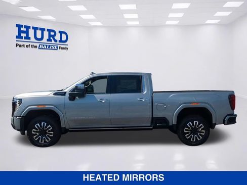 New 2026 GMC Sierra 2500 Denali Ultimate AWD/4WD image 13