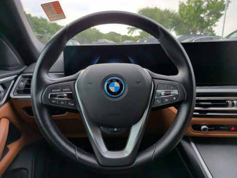Used 2023 BMW i4 eDrive35 w/ Premium Package RWD image 23