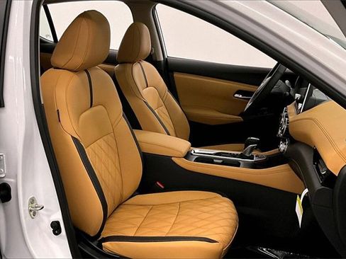 New 2025 Nissan Sentra SV w/ SV Premium Package image 35