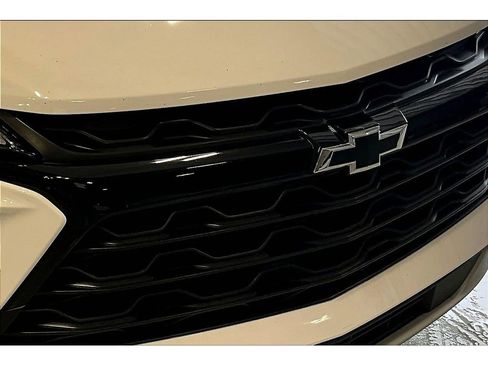 Used 2024 Chevrolet Blazer LT w/ Midnight/Sport Edition image 31