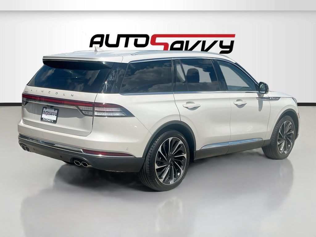 Used 2024 Lincoln Aviator Reserve w/ Equipment Group 201A RWD image 7