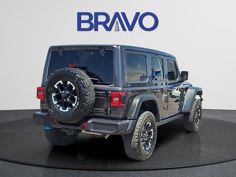Used 2025 Jeep Wrangler Unlimited Rubicon 4xe w/ Safety Group AWD/4WD image 4