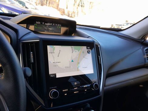 Used 2024 Subaru Forester Limited image 24