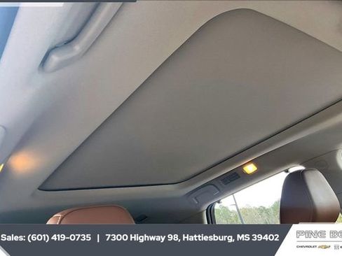 Used 2023 Nissan Pathfinder Platinum w/ Cargo Package image 16