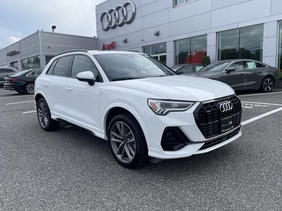 Certified 2025 Audi Q3 2.0T Premium w/ Convenience Package