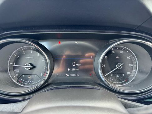 Used 2023 Buick Encore GX Select w/ Sport Touring Package FWD image 19
