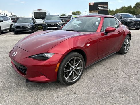 Used 2021 MAZDA MX-5 Miata RF Grand Touring RWD image 9