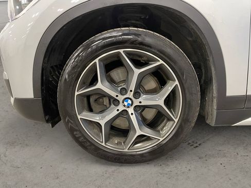 Used 2018 BMW X1 xDrive28i AWD/4WD image 12