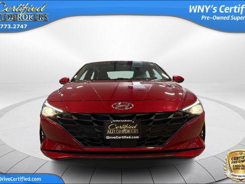 Used 2023 Hyundai Elantra SEL w/ Convenience Package FWD image 2