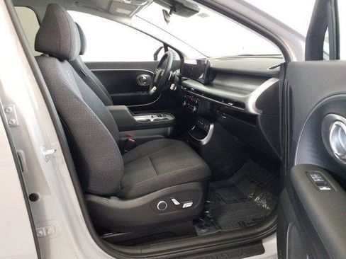 New 2026 Hyundai Ioniq 9 SE image 20