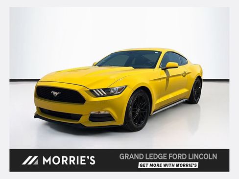 Used 2016 Ford Mustang Coupe RWD image 1