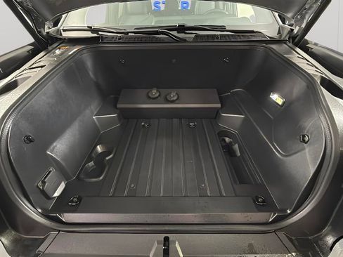 Used 2025 Chevrolet Silverado EV LT image 38