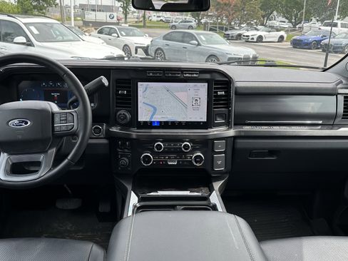 Used 2023 Ford F250 Lariat w/ Lariat Ultimate Package AWD/4WD image 17