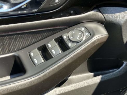 Certified 2023 Chevrolet Traverse RS AWD/4WD image 10