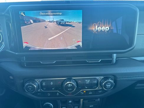 New 2026 Jeep Gladiator Mojave w/ Safety Group image 19