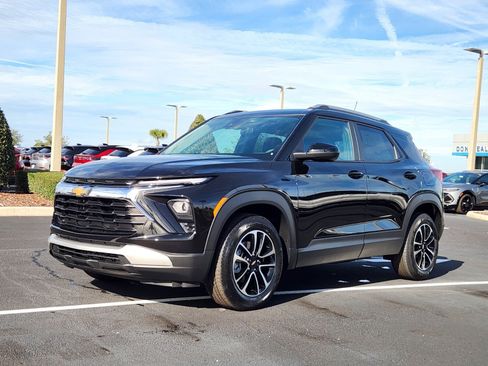 New 2026 Chevrolet TrailBlazer LT image 2
