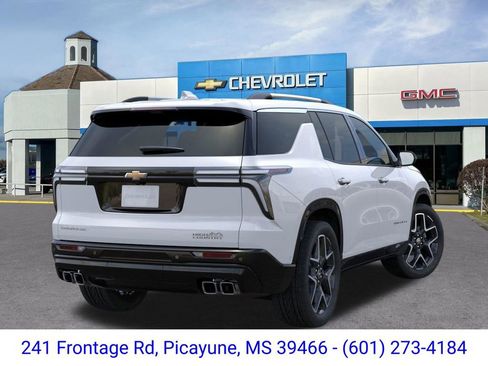 New 2026 Chevrolet Traverse High Country FWD image 4