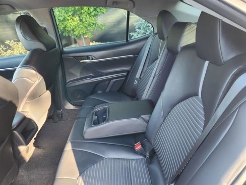Used 2023 Toyota Camry SE image 22