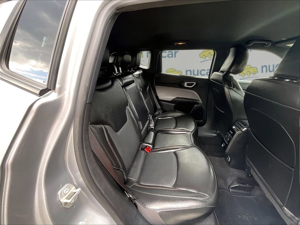 Used 2023 Jeep Compass Latitude AWD/4WD image 16