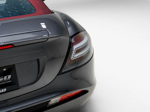 Used 2008 Mercedes-Benz SLR image 39