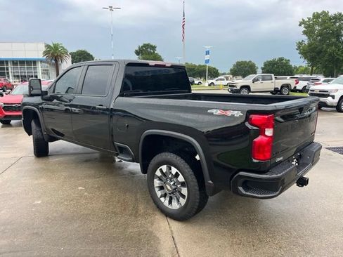 Used 2024 Chevrolet Silverado 2500 Custom w/ Custom Value Package AWD/4WD image 5
