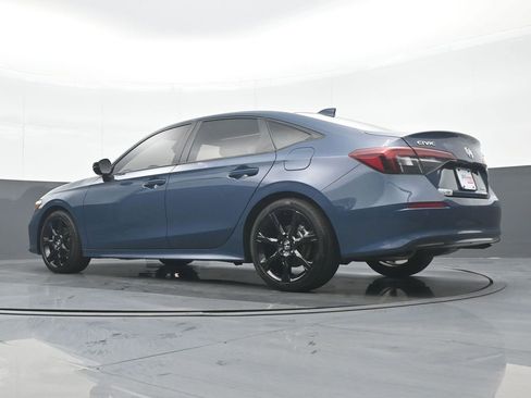 Used 2025 Honda Civic Sport image 28