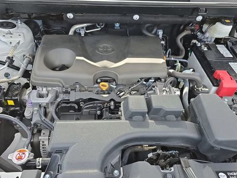 Used 2024 Toyota RAV4 XLE w/ Convenience Package FWD image 32