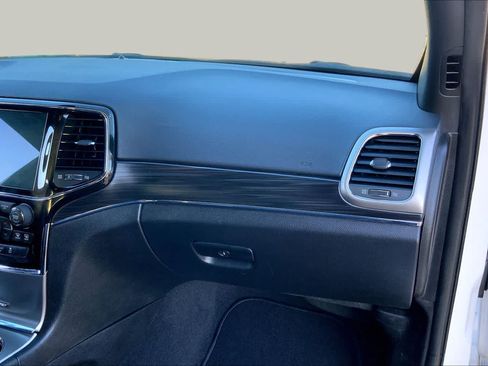 Used 2022 Jeep Grand Cherokee Limited RWD image 22