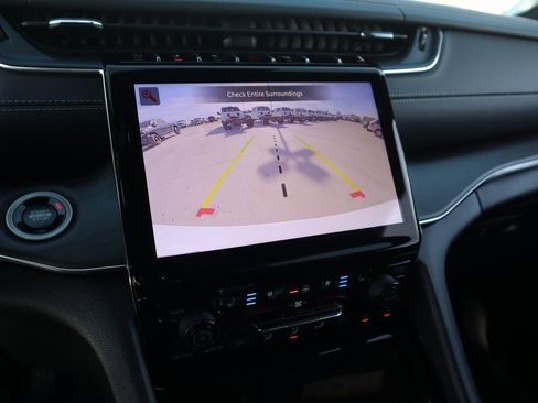 New 2025 Jeep Grand Cherokee L Overland w/ Luxury Tech Group IV image 6