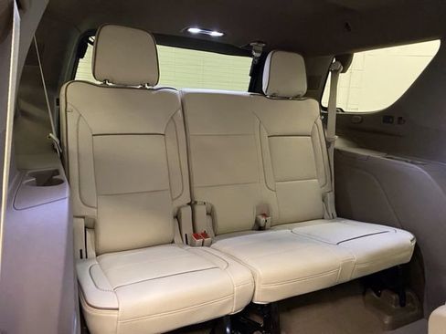 Used 2026 GMC Yukon Denali AWD/4WD image 25