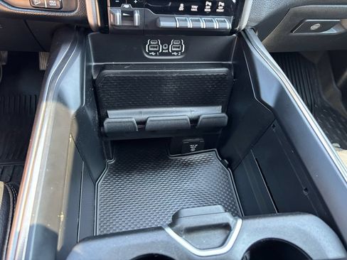 Used 2020 RAM 1500 Rebel AWD/4WD image 35