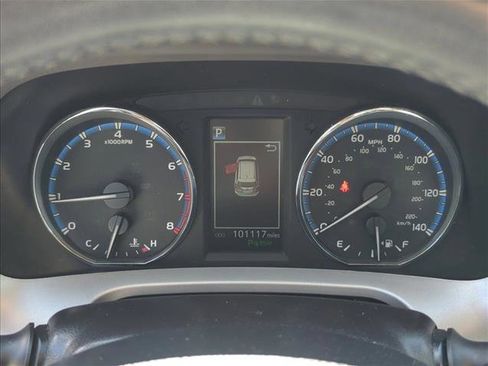 Certified 2017 Toyota RAV4 Limited image 19