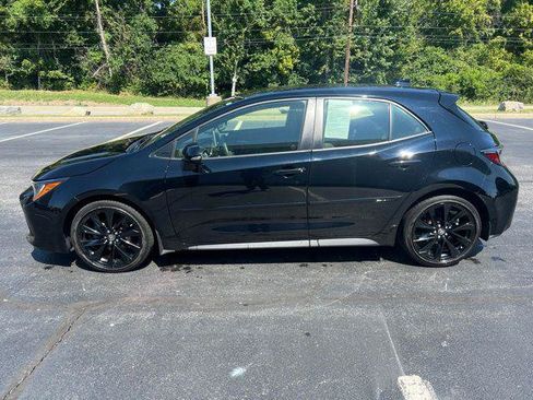Certified 2022 Toyota Corolla SE FWD image 2