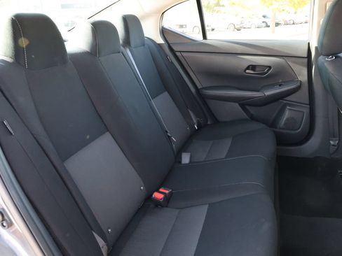 Used 2024 Nissan Sentra SV FWD image 30