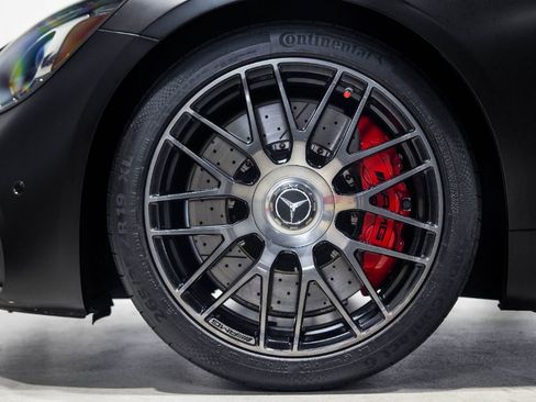Used 2018 Mercedes-Benz AMG GT C image 40