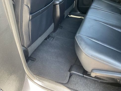 Used 2014 Toyota RAV4 Limited w/ Technology Package AWD/4WD image 35