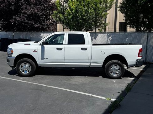 Used 2022 RAM 3500 Tradesman AWD/4WD image 4