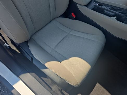 Used 2023 Honda Accord EX image 10
