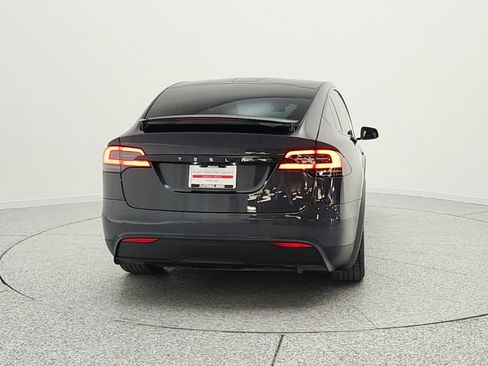 Used 2025 Tesla Model X image 6